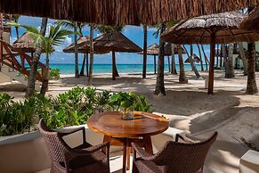 Mahekal Beach Front Resort & Spa