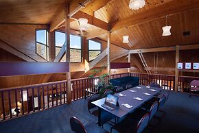 Skotel Alpine Resort