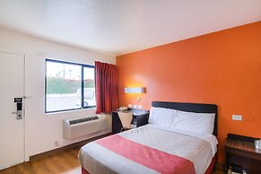 Motel 6 Camarillo, CA