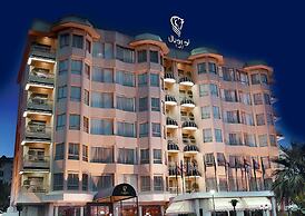 Le Royal Hotel