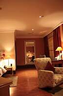 Le Royal Hotel