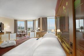 Le Royal Hotel