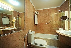 Le Royal Hotel