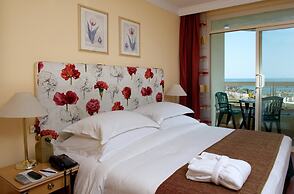 Le Royal Hotel