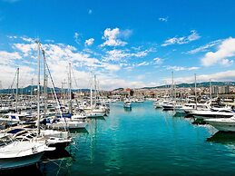 Novotel Barcelona Cornella