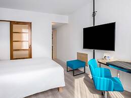 Novotel Barcelona Cornella