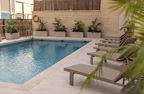 Hotel ILUNION Valencia 4