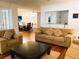 BeachView Apartments at Villa Paradiso