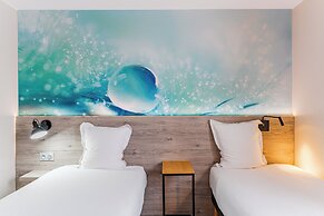 KYRIAD DIRECT Tours Sud - Chambray Lès Tours