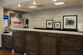 Hampton Inn And Suites Camarillo