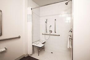 Hampton Inn And Suites Camarillo