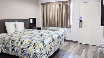 Motel 6 Victoria, TX