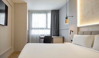 Hotel ILUNION Valencia 3