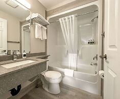 Coast Osoyoos Beach Hotel