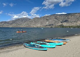 Coast Osoyoos Beach Hotel