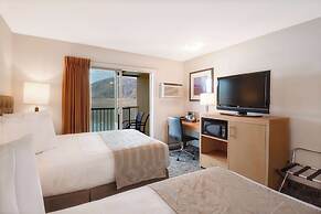 Coast Osoyoos Beach Hotel