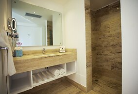 Viva Tangerine by Wyndham, A Trademark All Inclusive