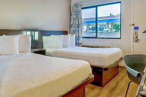 Motel 6 El Monte, CA - Los Angeles