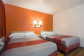 Park Inn by Radisson, Lakewood