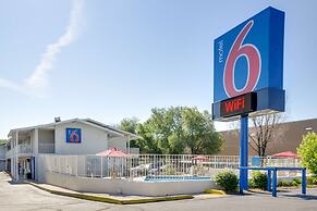 Motel 6 Lakewood, CO - Denver