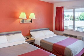 Motel 6 Ukiah, CA