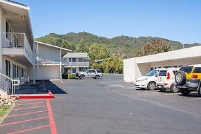 Motel 6 Ukiah, CA