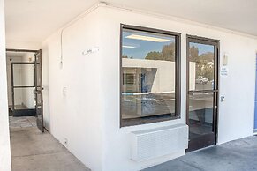 Motel 6 Ukiah, CA