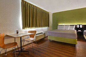 Motel 6 Cocoa Beach, FL