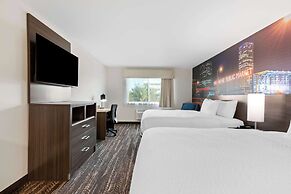 Clarion Pointe