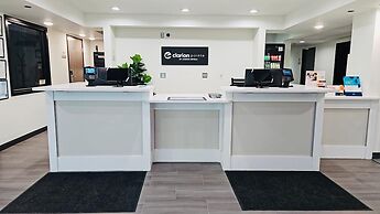 Clarion Pointe