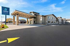 Clarion Pointe
