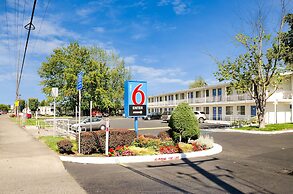 Motel 6 Tacoma, WA - Fife