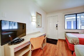 Motel 6 Southington, CT - Hartford