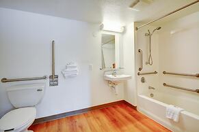 Motel 6 Southington, CT - Hartford