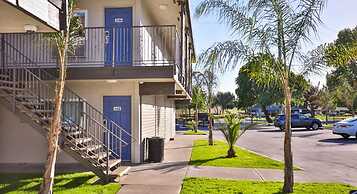 Motel 6 Sacramento, CA - Central