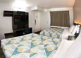Motel 6 Sacramento, CA - Central