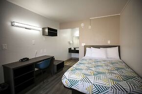 Motel 6 Sacramento, CA - Central