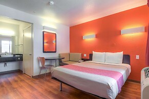 Motel 6 Chula Vista, CA - San Diego