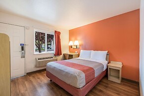 Motel 6 Rohnert Park, CA