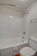 Motel 6 Chicopee, MA - Springfield