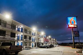 Motel 6 Houston, TX - Medical Center/NRG Stadium