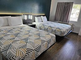 Motel 6 Westminster, CA - North