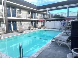 Motel 6 Westminster, CA - North