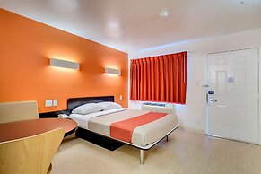 Motel 6 Linthicum Heights, MD - BWI Airport