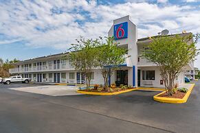 Motel 6 Ft. Pierce, FL, Fort Pierce