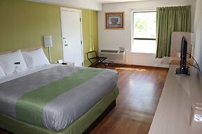 Motel 6 Binghamton, NY