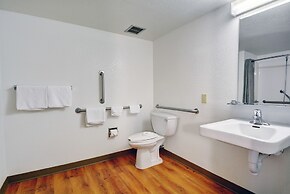 Motel 6 Seekonk, MA - Providence East