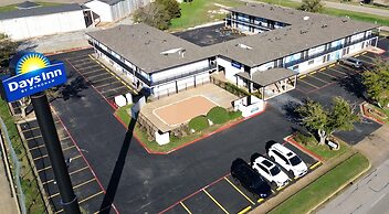 Days Inn by Wyndham Wichita Falls