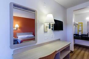 Motel 6 Lakewood, CO