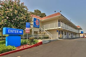 Motel 6 West Sacramento, CA